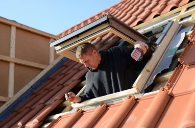 Pose de fenêtres de toit Velux à Dagneux